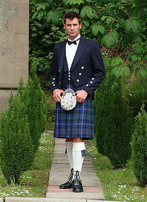 ScottishPride of Scotland Tartan Heavy Kilt & Kilt PinGeoffrey 